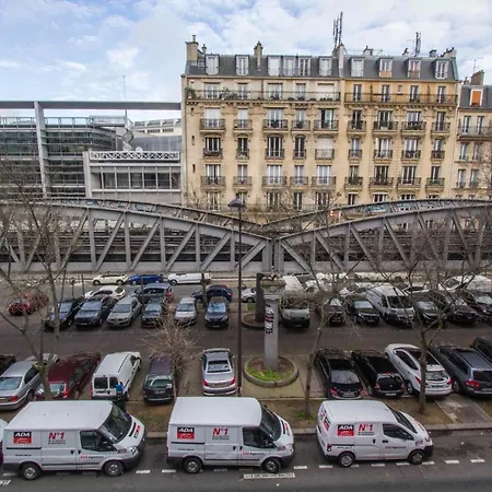 Tour Eiffel Centre