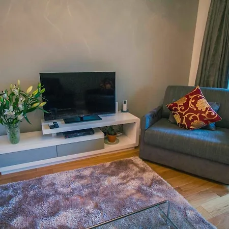Bed & Breakfast Tour Eiffel Centre Parigi