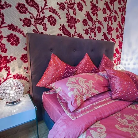 Bed & Breakfast Tour Eiffel Centre Parigi
